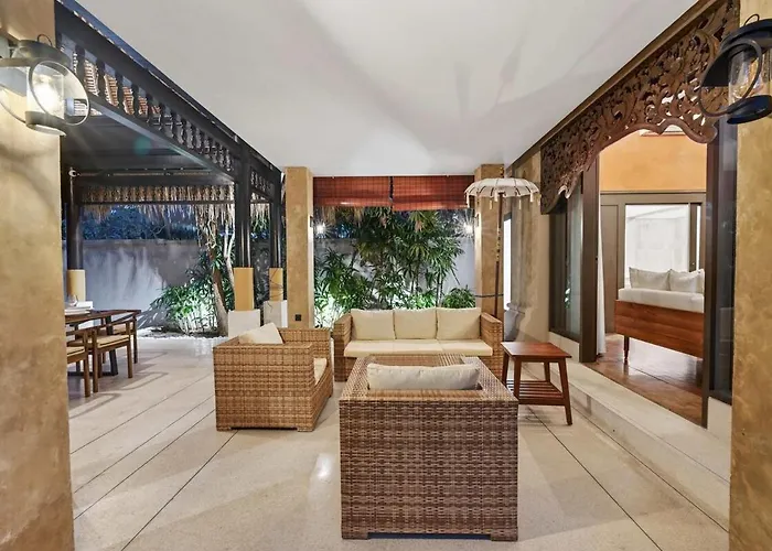 Tropical 3br Private Pool In *