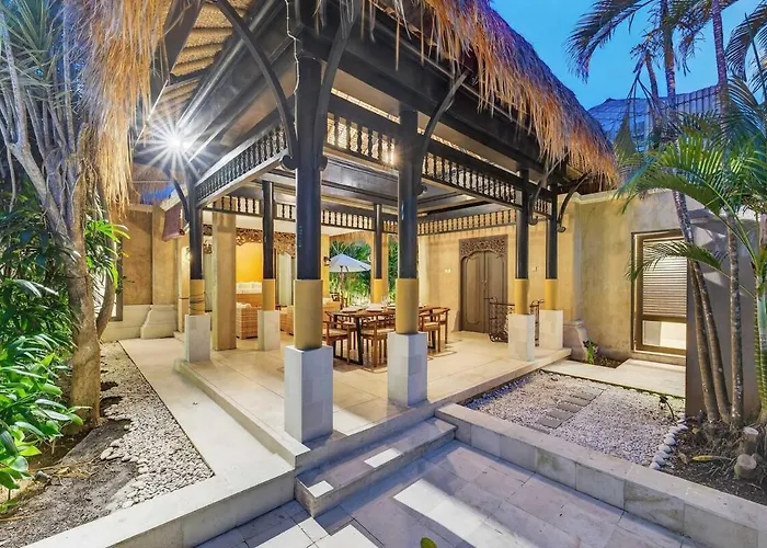 Tropical 3br Private Pool In